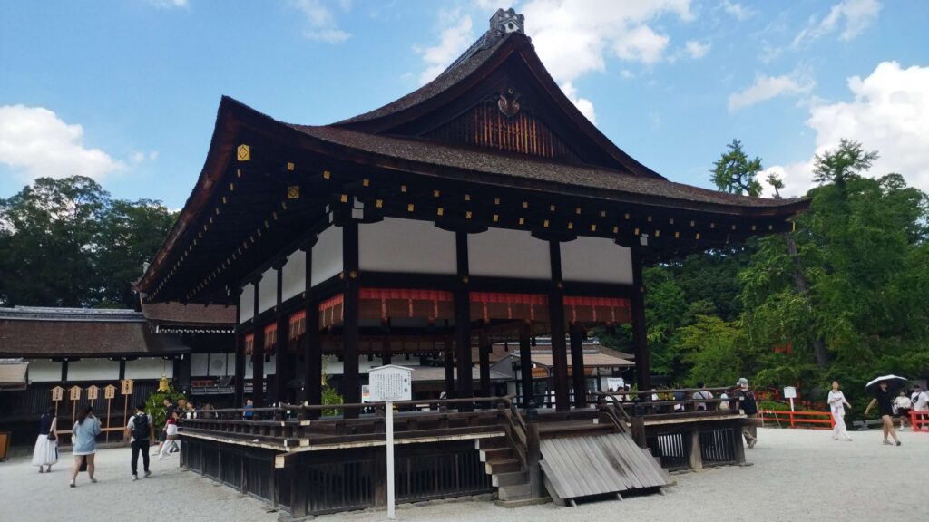森見登美彦聖地巡礼①
下鴨神社の舞殿