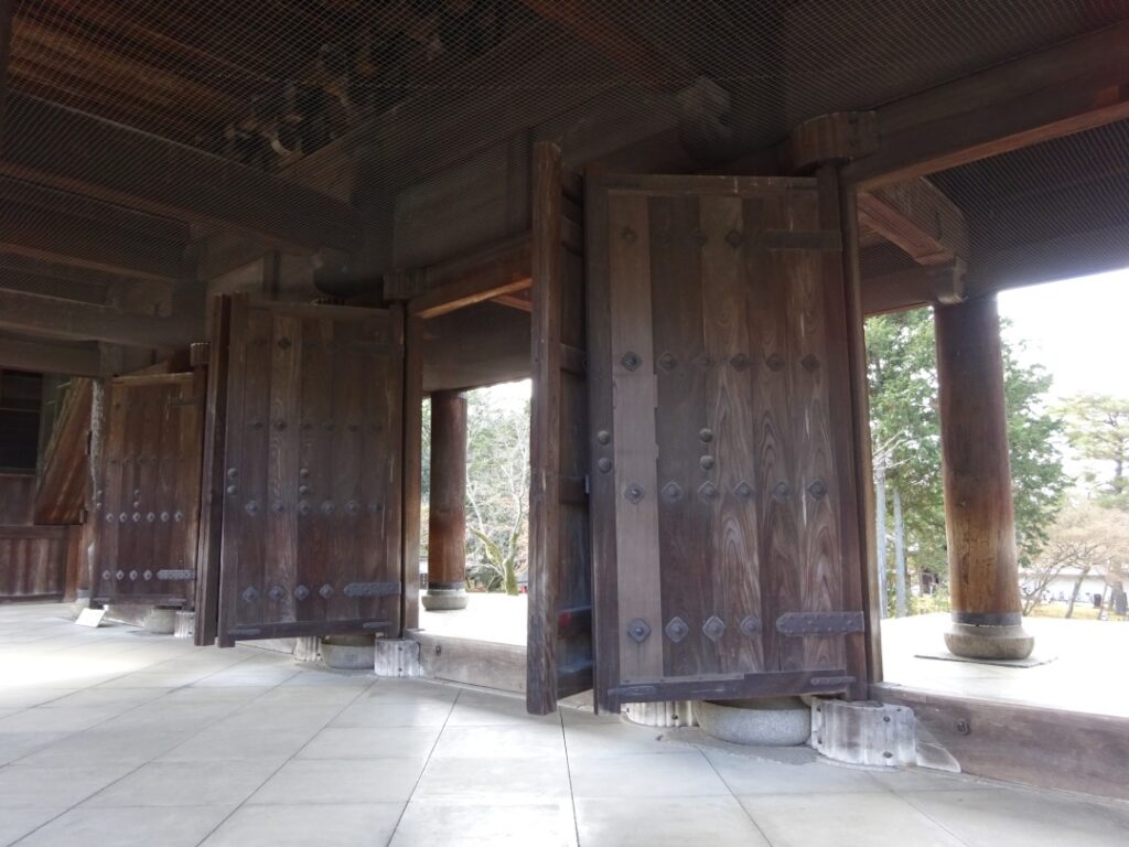 有頂天家族の聖地紹介
南禅寺の三門