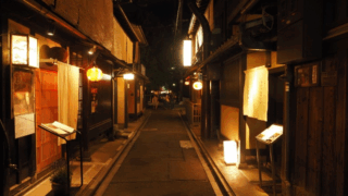 夜は短しあるけ歩けよ乙女の聖地紹介のアイキャッチ